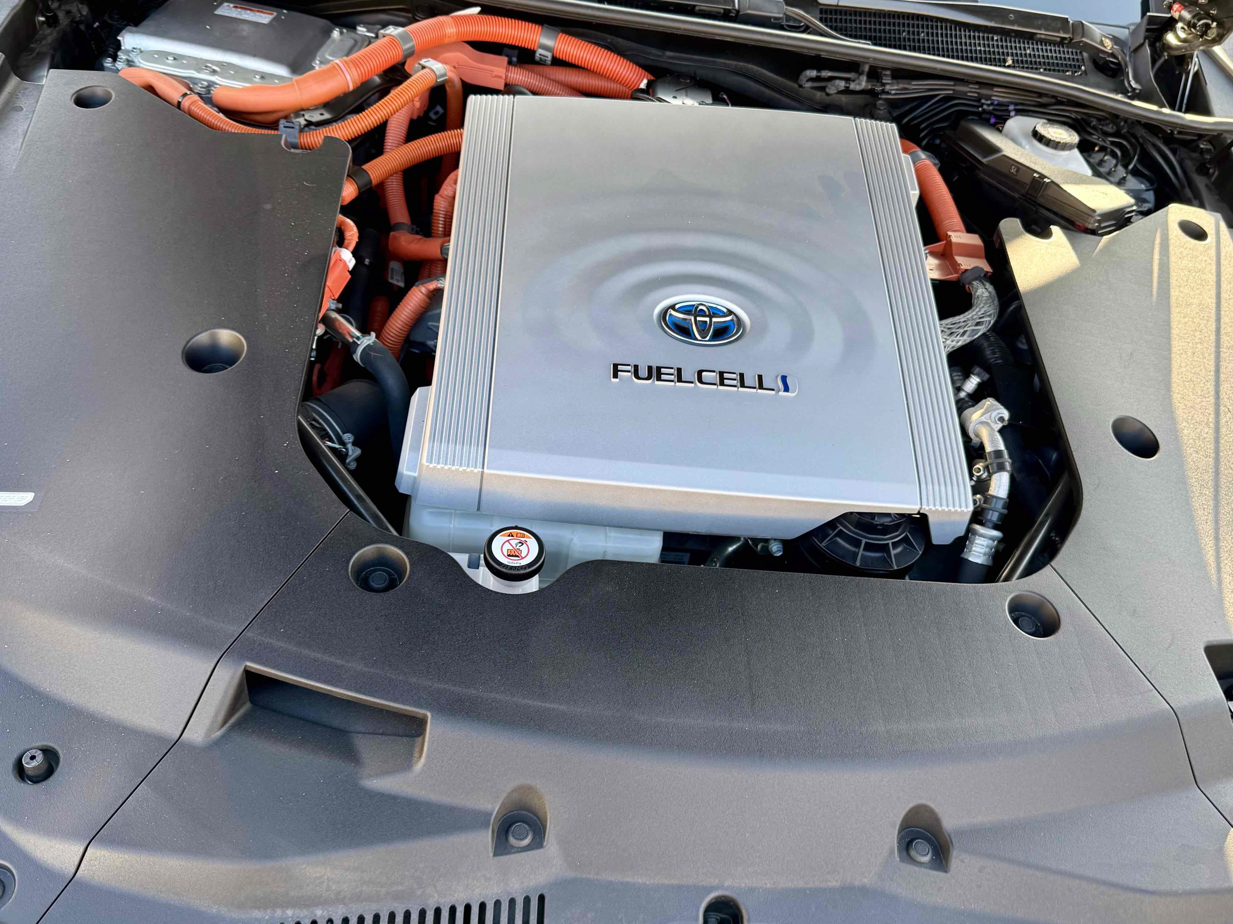 Used 2021 Toyota Mirai w/ Advanced Technology Package RWD image 30