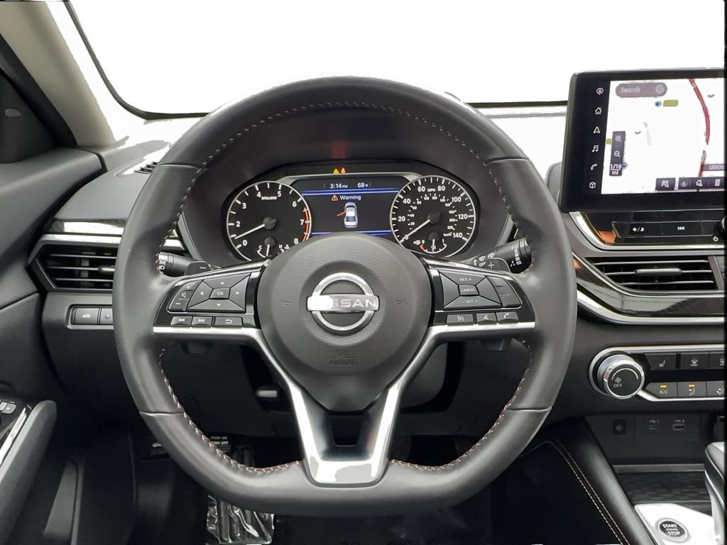 Used 2024 Nissan Altima 2.5 SR w/ SR Premium Package image 37