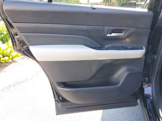 Used 2024 Toyota Grand Highlander XLE image 10