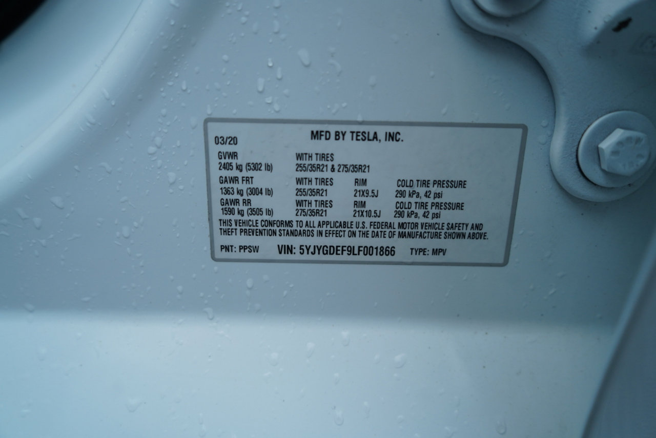 Used 2020 Tesla Model Y Performance image 31