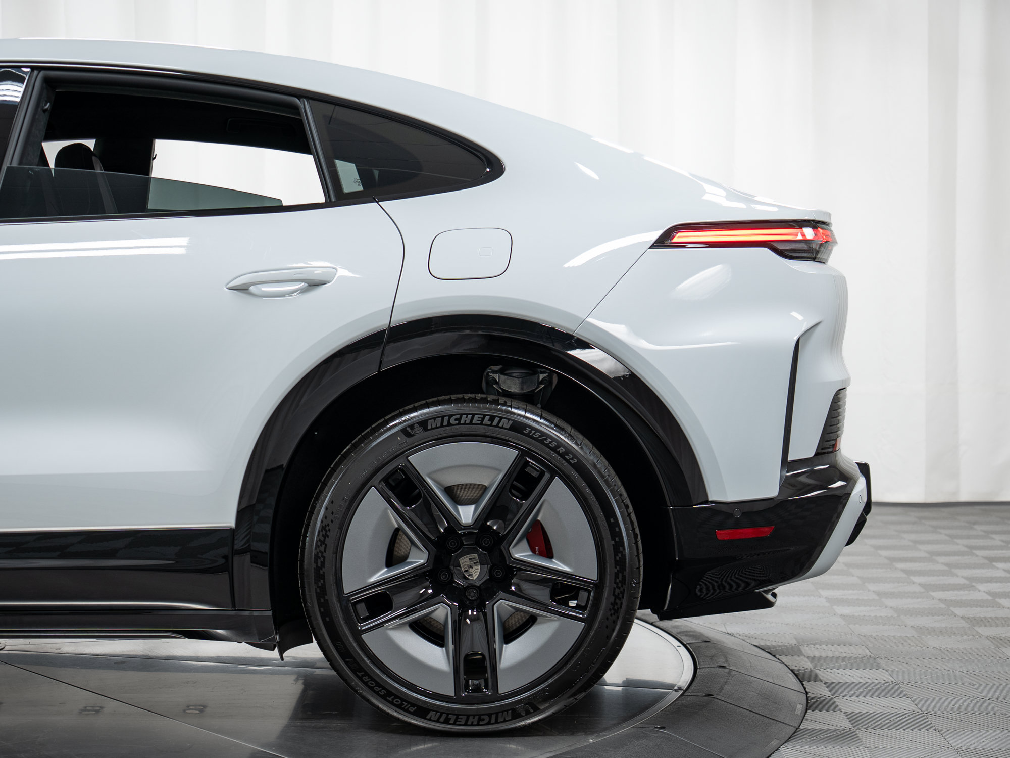 New 2026 Porsche Cayenne Turbo AWD/4WD image 56