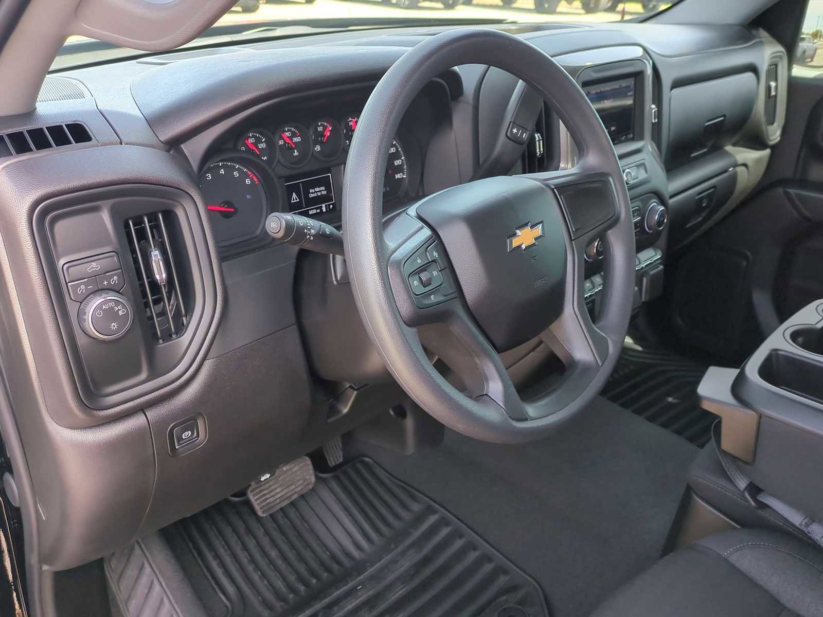 Used 2026 Chevrolet Silverado 1500 Custom image 10