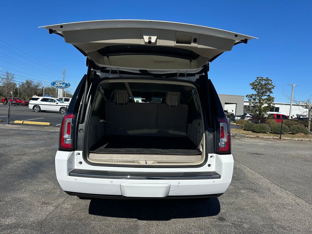 Used 2020 GMC Yukon XL Denali image 42