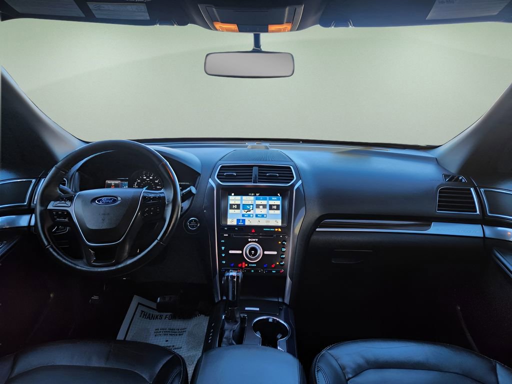 Used 2018 Ford Explorer Limited AWD/4WD image 17