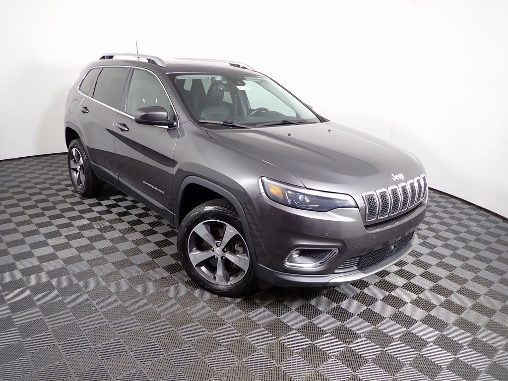 Used 2019 Jeep Cherokee Limited w/ Technology Group AWD/4WD image 10