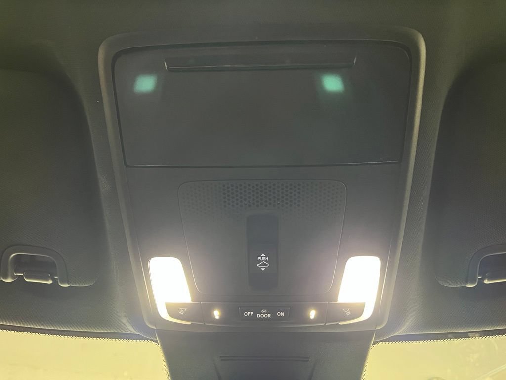 Used 2023 Honda Civic Sport Touring image 9