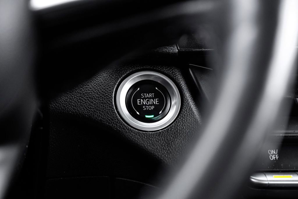 Used 2024 Cadillac CT4 Premium Luxury image 20