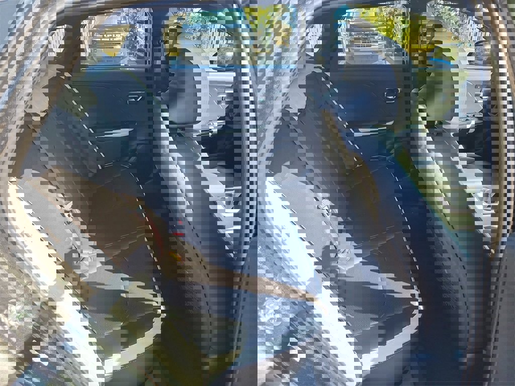 New 2026 Kia K4 GT-Line image 12