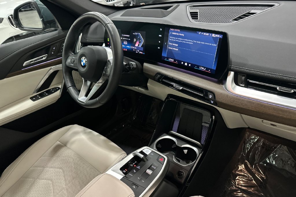Used 2026 BMW X1 xDrive28i w/ Technology Package AWD/4WD image 18
