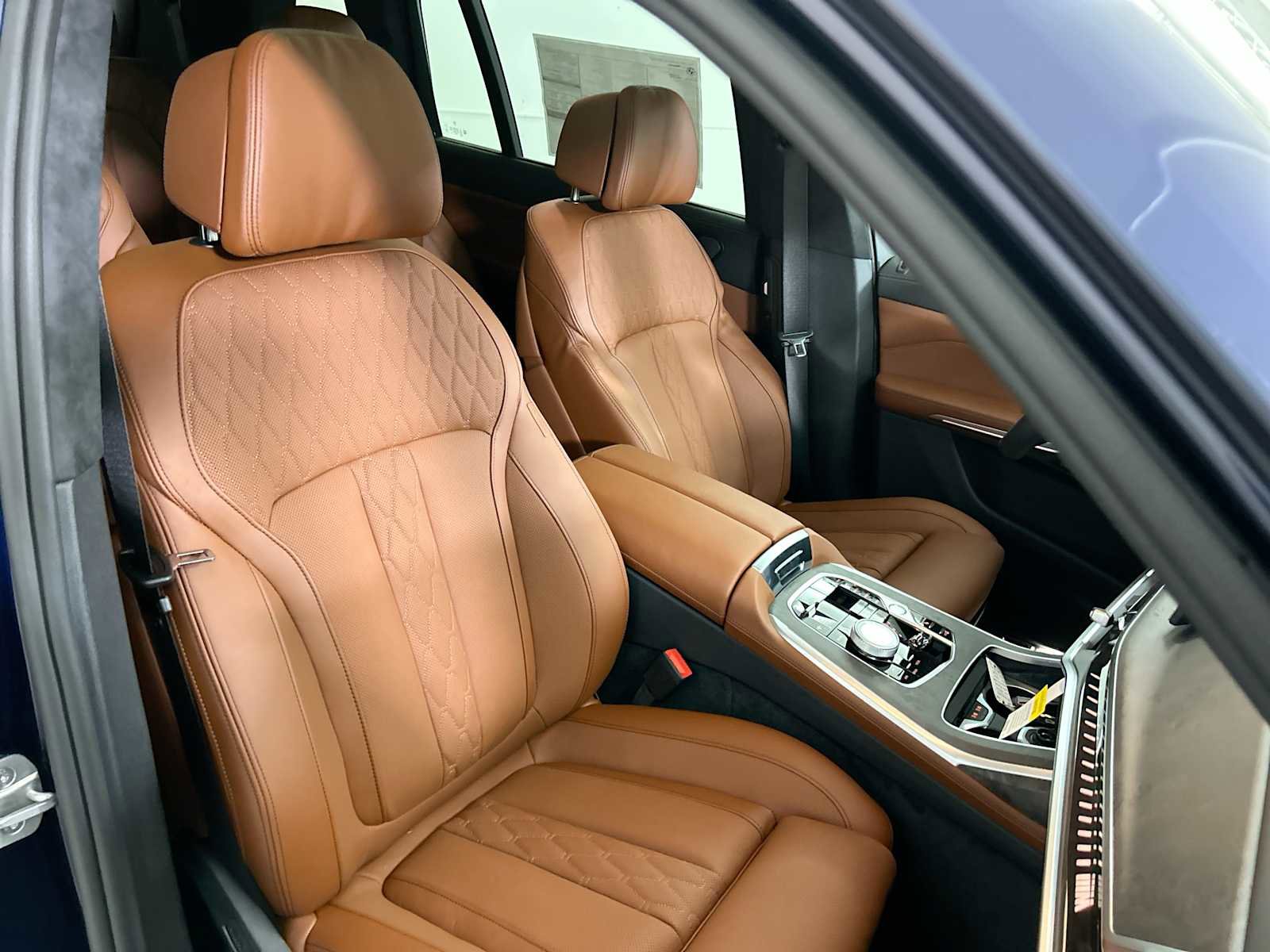 New 2026 BMW X7 M60i image 27