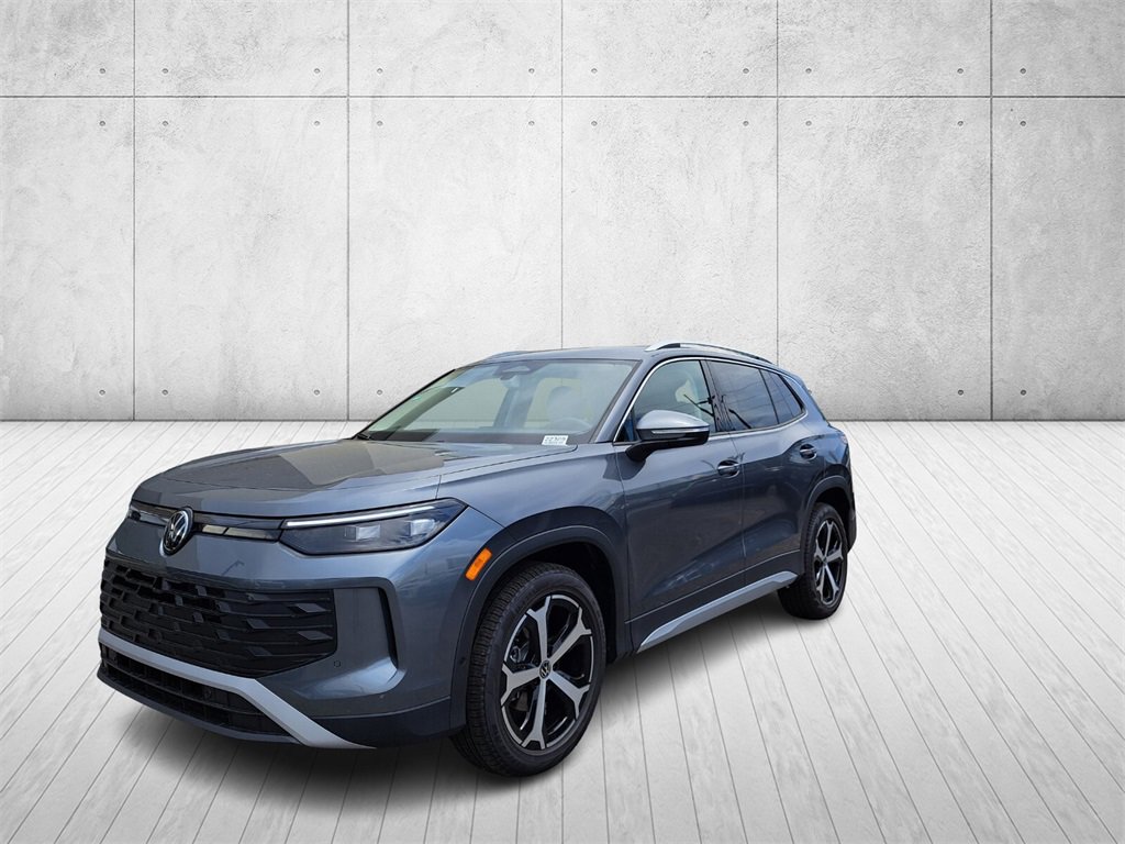 New 2025 Volkswagen Tiguan SE