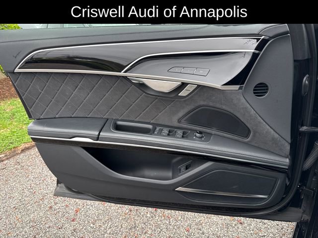 Used 2024 Audi S8 w/ S8 Executive Package image 22