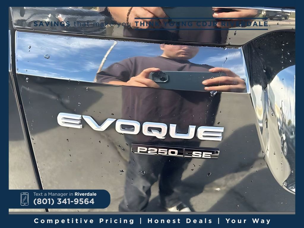 Used 2020 Land Rover Range Rover Evoque SE image 12