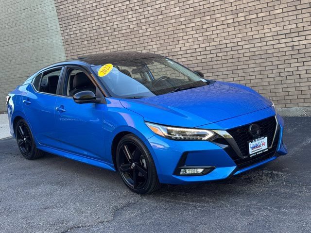 Used 2022 Nissan Sentra SR w/ SR Premium Package FWD image 5