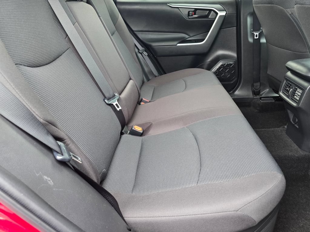 Certified 2023 Toyota RAV4 LE AWD/4WD image 20