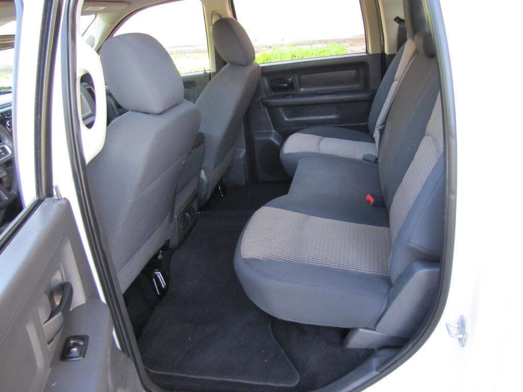 Used 2011 RAM 3500 ST w/ ST Popular Equipment Group RWD image 15