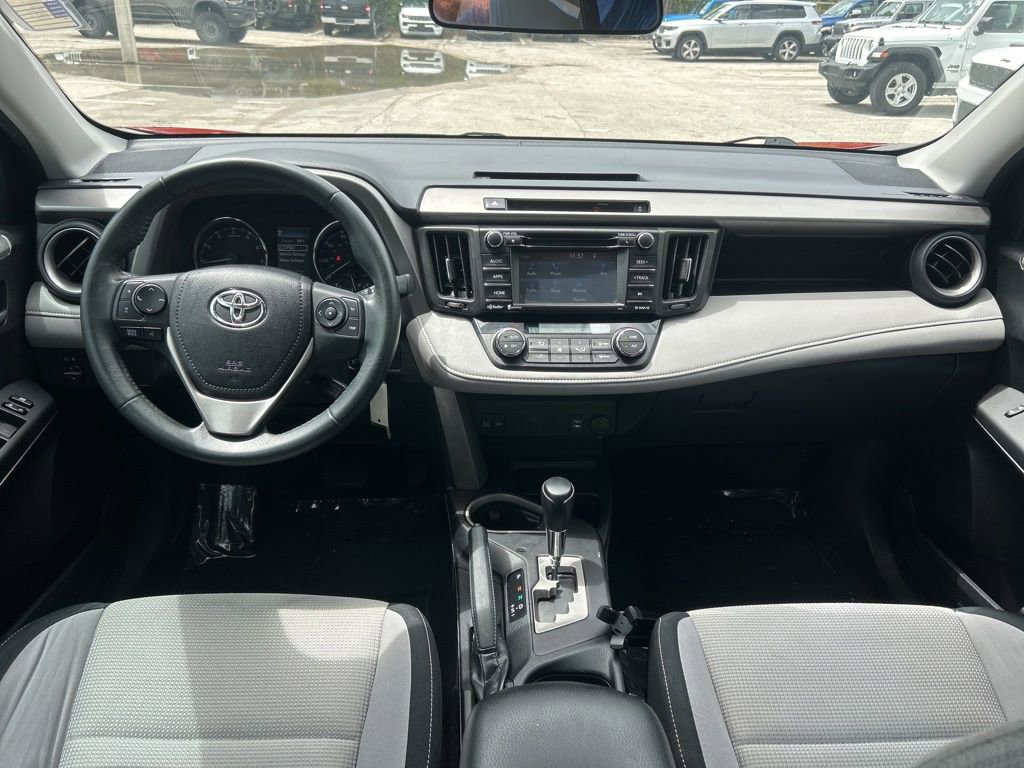 Used 2016 Toyota RAV4 XLE image 32