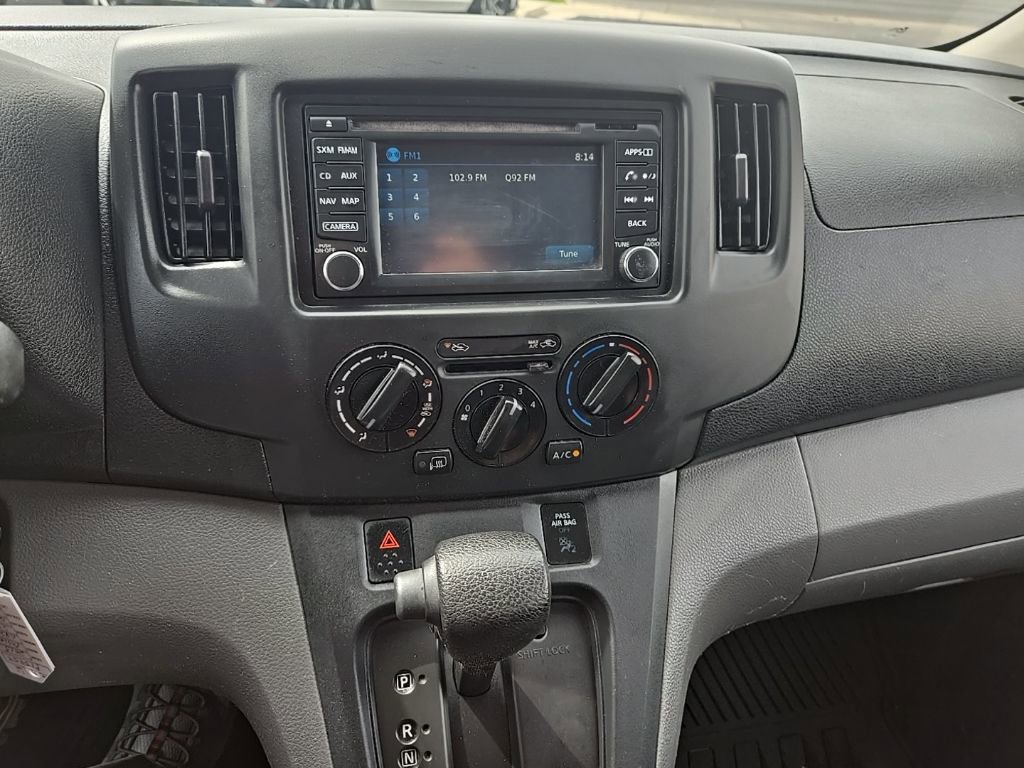 Used 2015 Nissan NV200 SV w/ Technology Package image 19