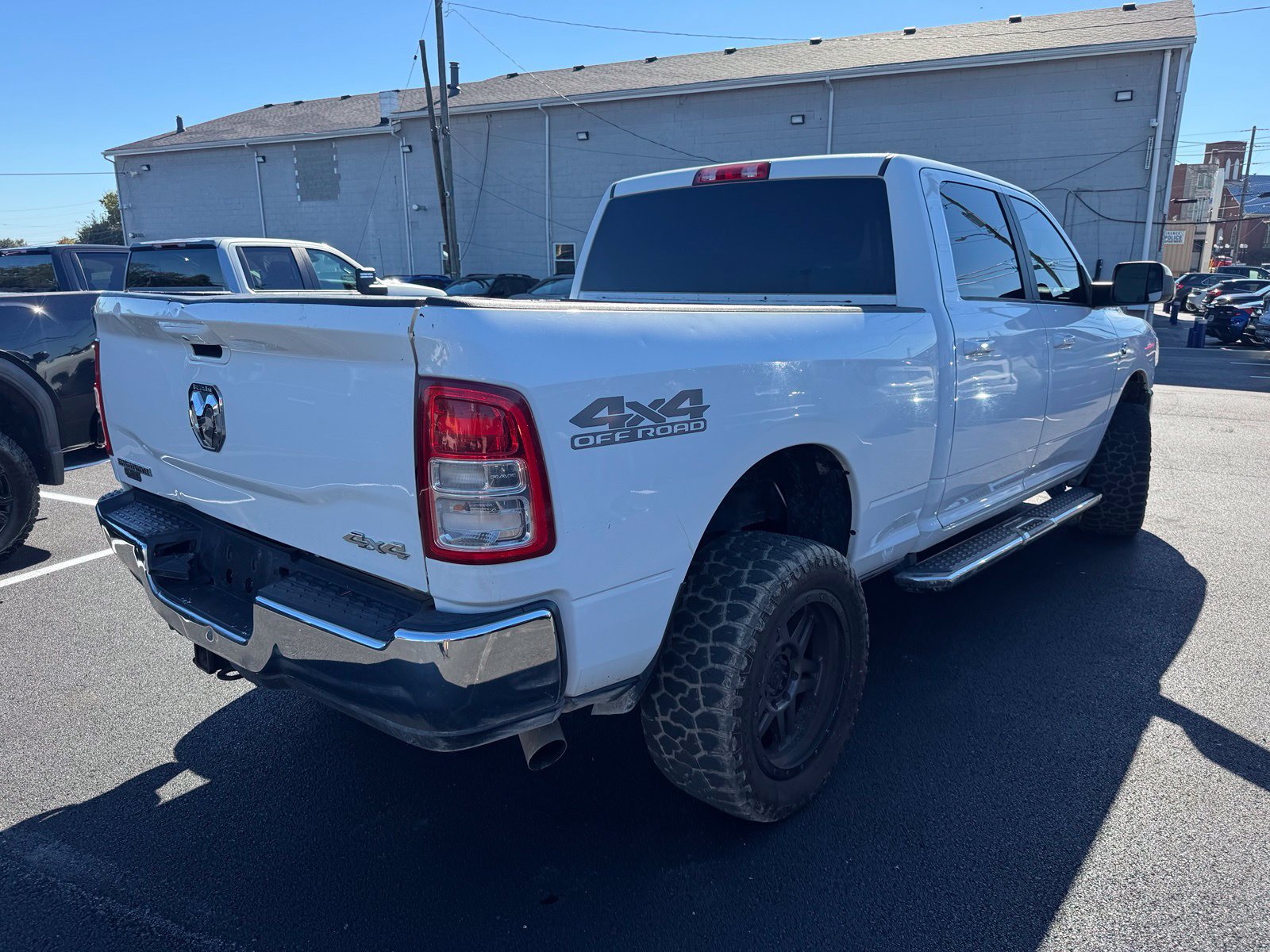 Used 2020 RAM 2500 Big Horn w/ Level 1 Equipment Group AWD/4WD image 6