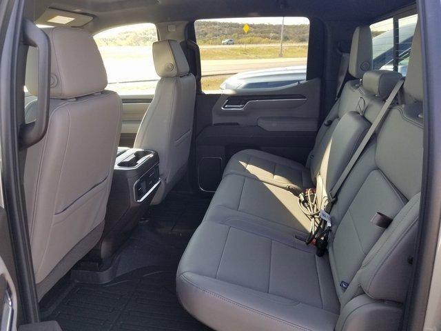 New 2026 GMC Sierra 1500 SLT image 10