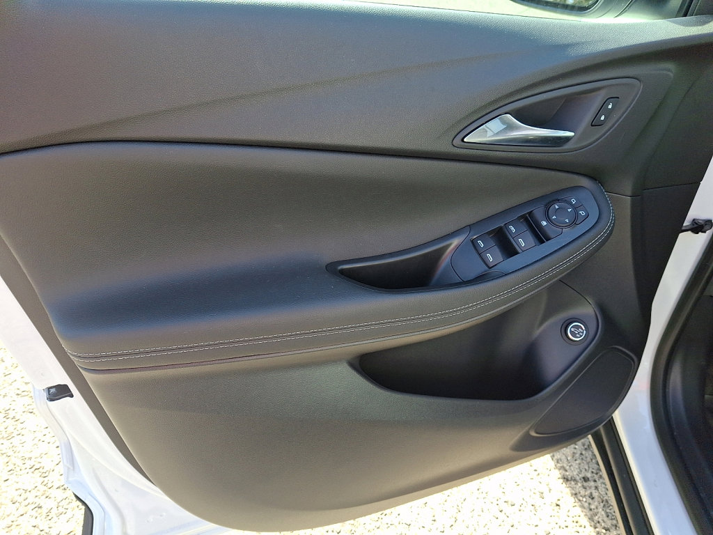 Used 2026 Buick Encore GX Preferred w/ Comfort Package image 23