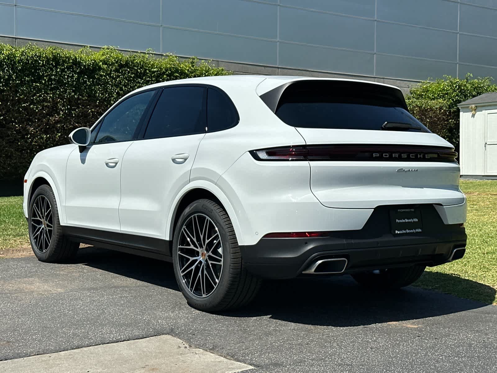 New 2026 Porsche Cayenne AWD/4WD image 3