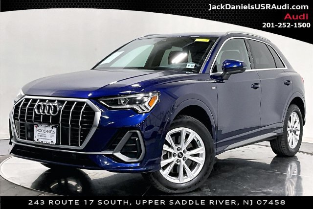 Used 2024 Audi Q3 2.0T Premium