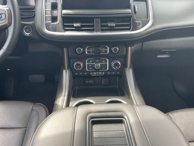 Used 2024 Chevrolet Tahoe High Country image 11