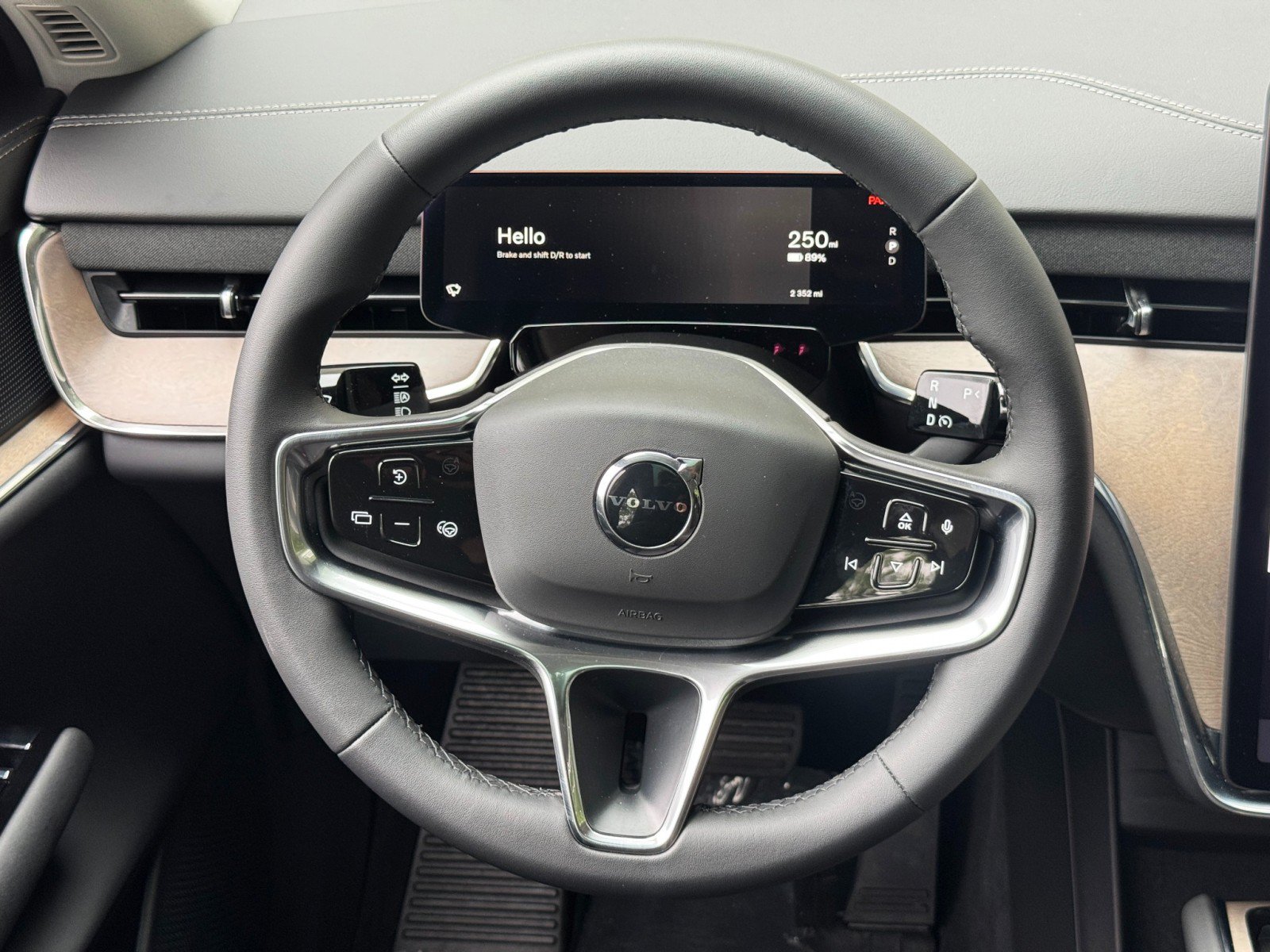 Used 2025 Volvo EX90 Ultra AWD/4WD image 19