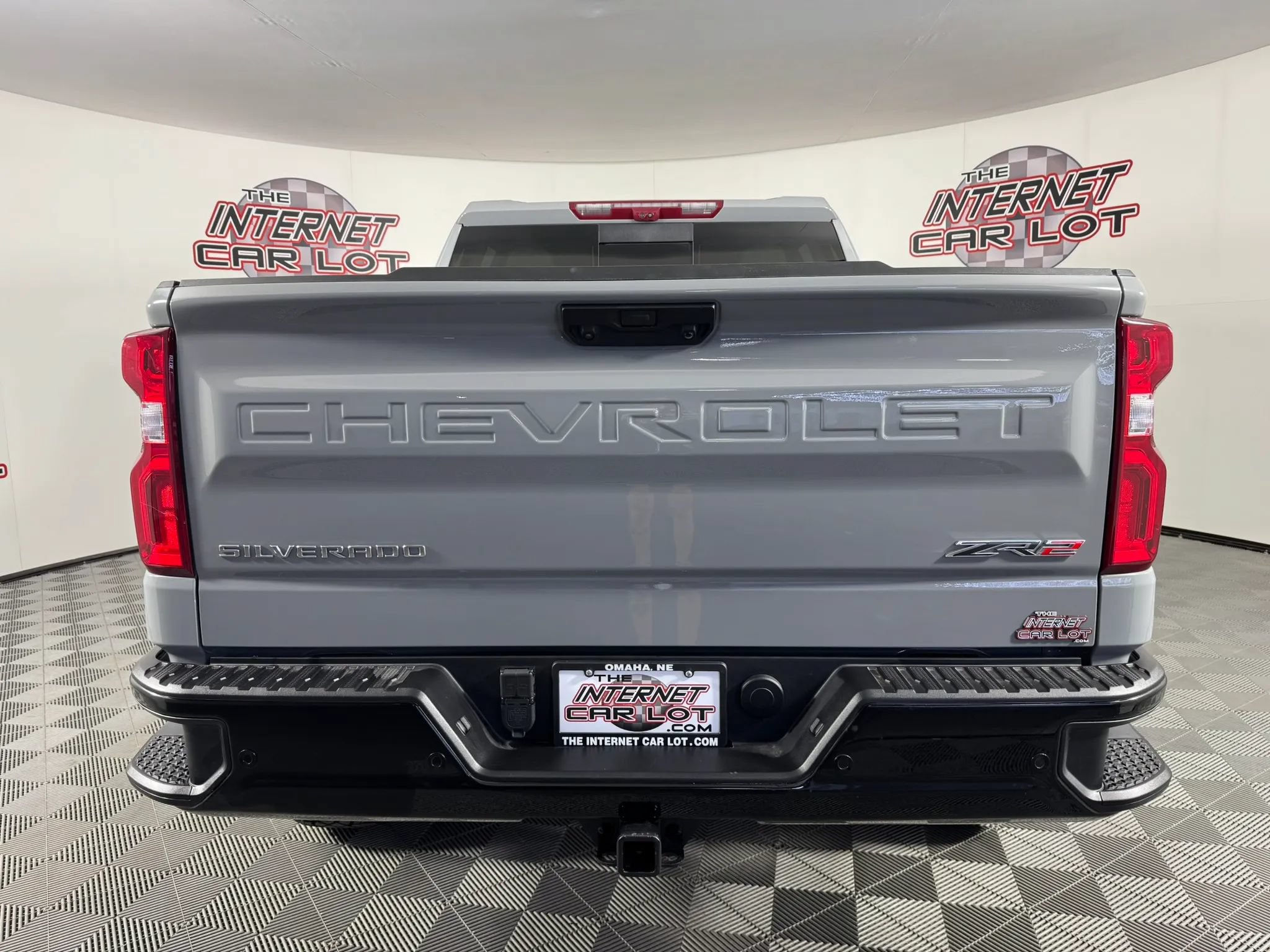 Used 2025 Chevrolet Silverado 1500 ZR2 w/ Technology Package AWD/4WD image 6