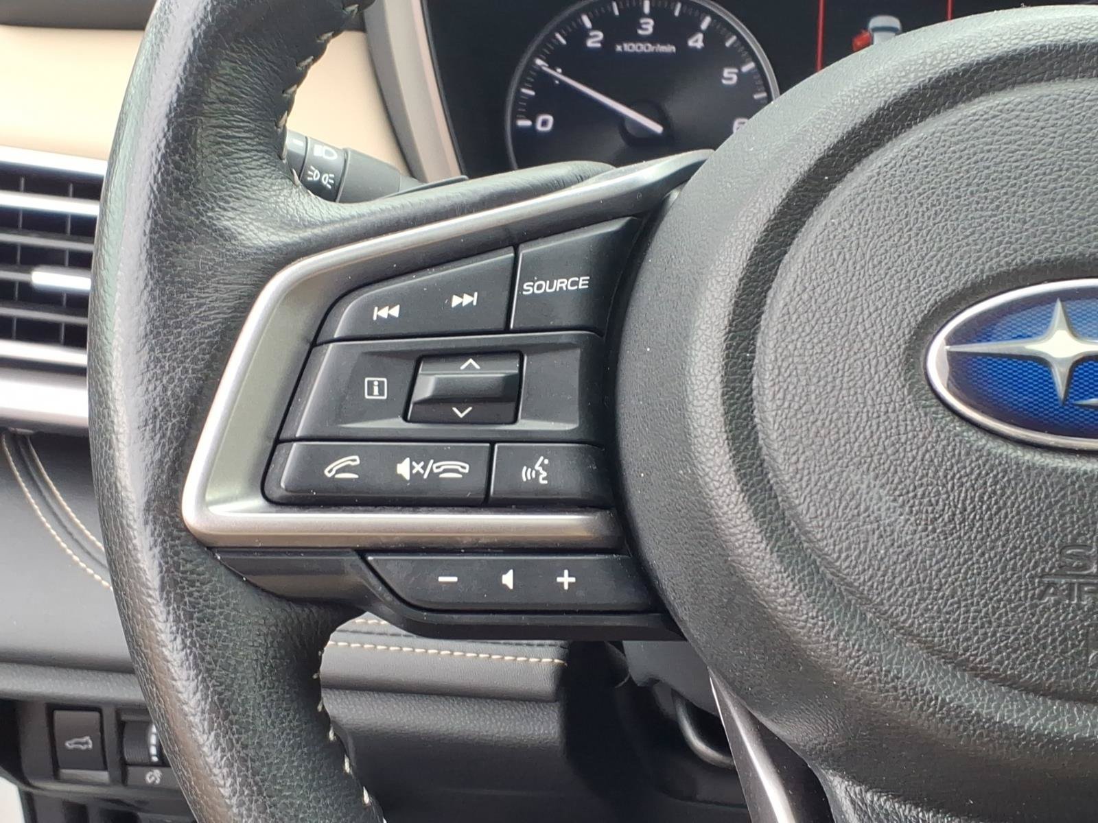 Used 2025 Subaru Outback Limited AWD/4WD image 17