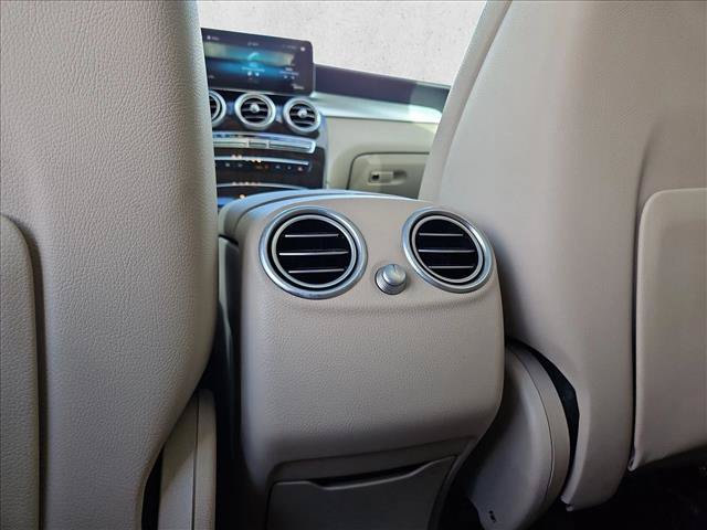 Used 2020 Mercedes-Benz GLC 300 image 17