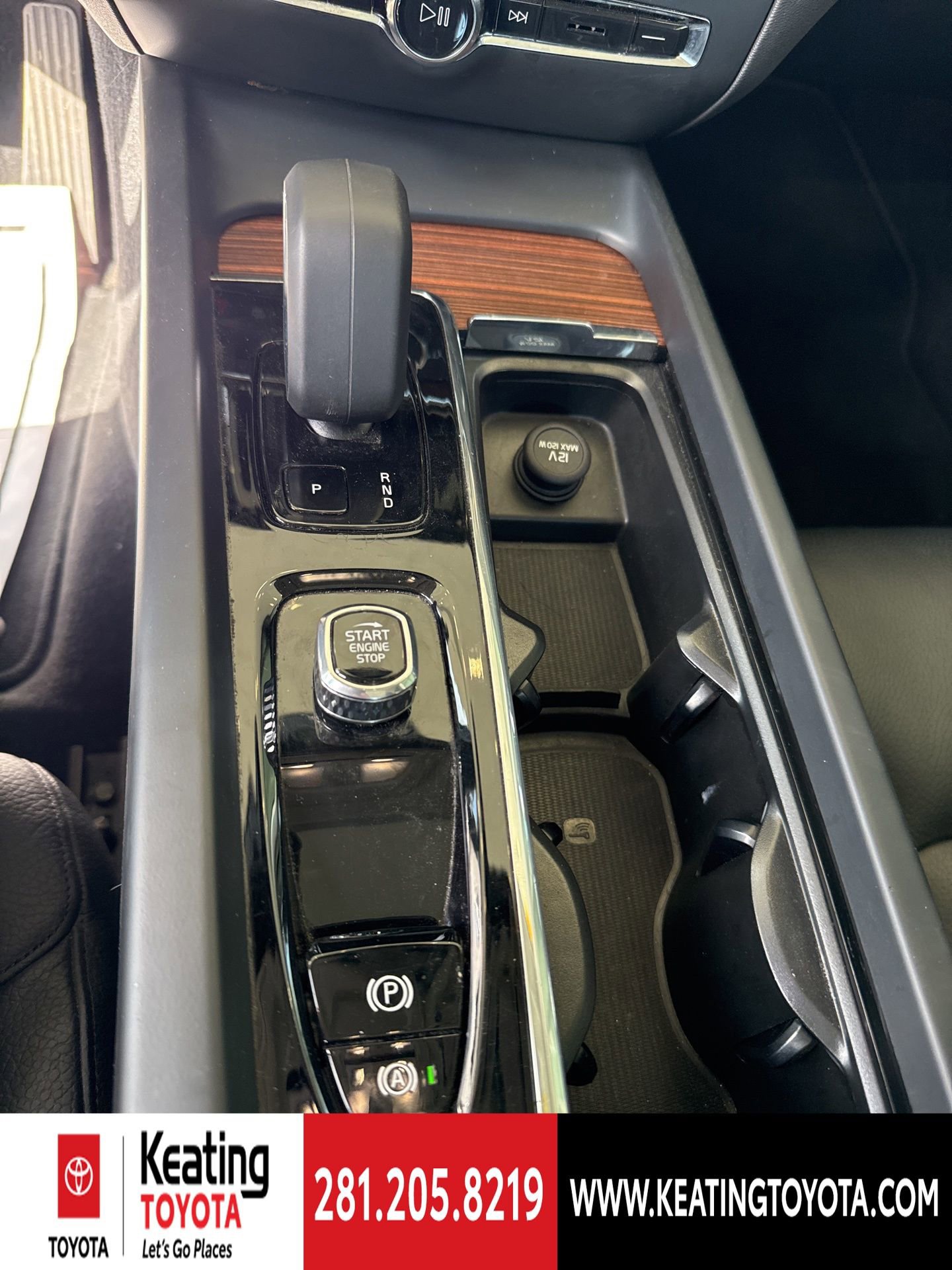 Used 2024 Volvo S60 B5 Plus image 21