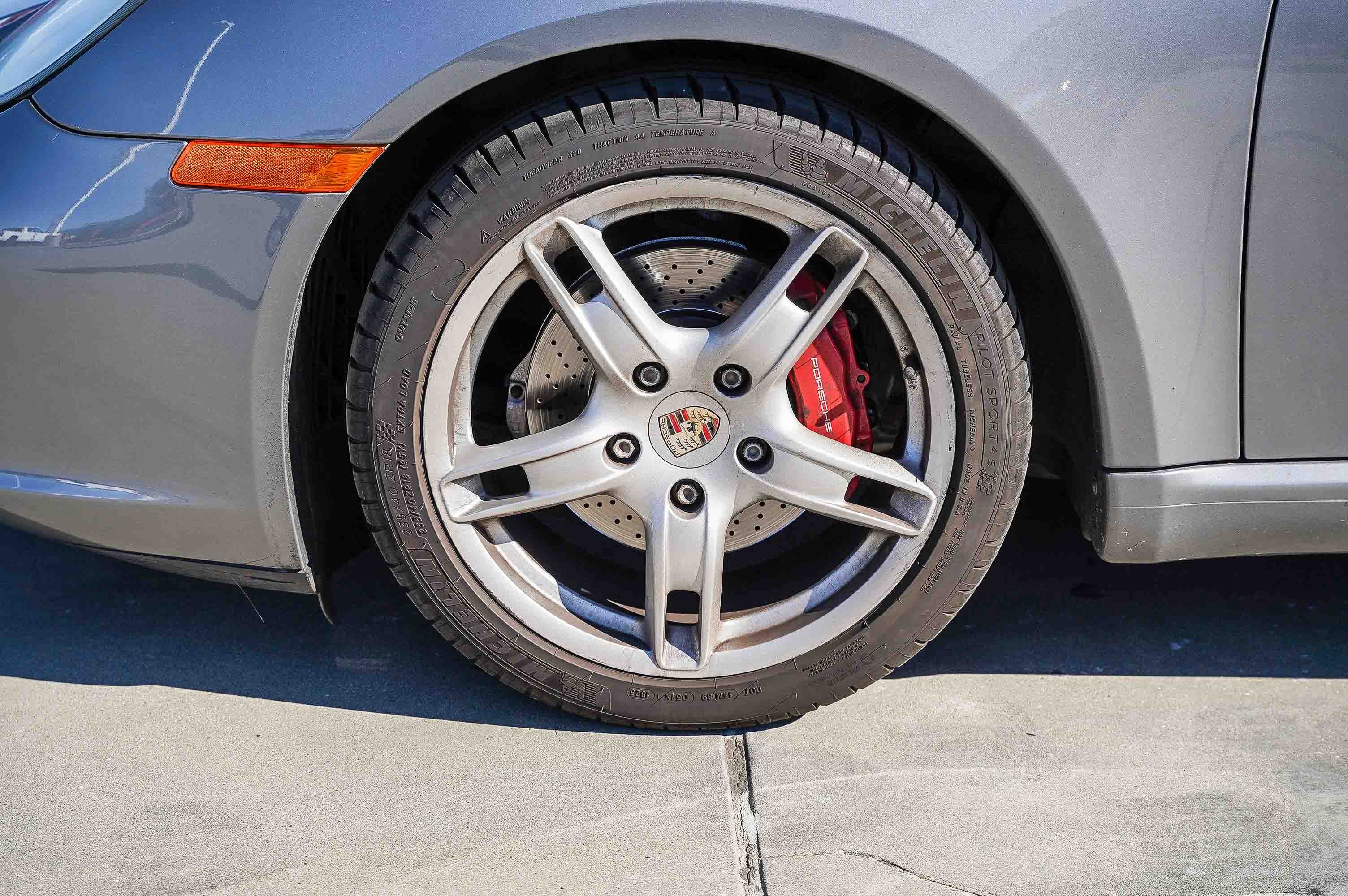 Used 2005 Porsche Boxster S image 7