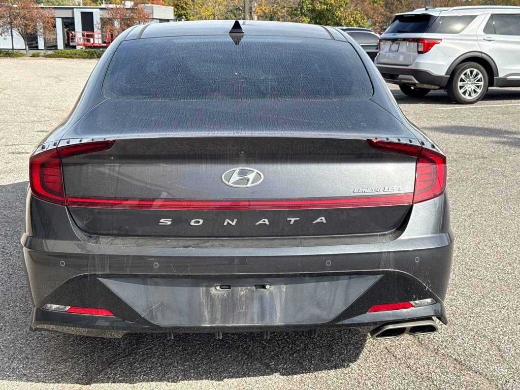 Used 2021 Hyundai Sonata Limited w/ Winter Weather Package FWD image 11