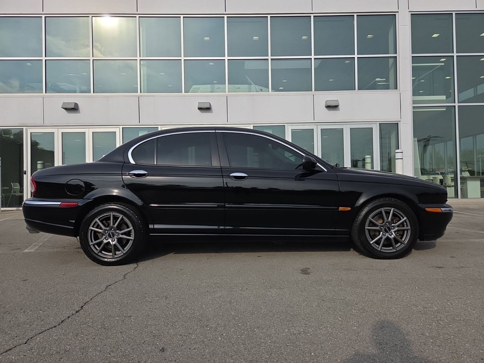 Used 2008 Jaguar X-TYPE 3.0 AWD/4WD image 2