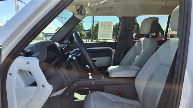 Used 2023 Land Rover Defender 130 First Edition image 17