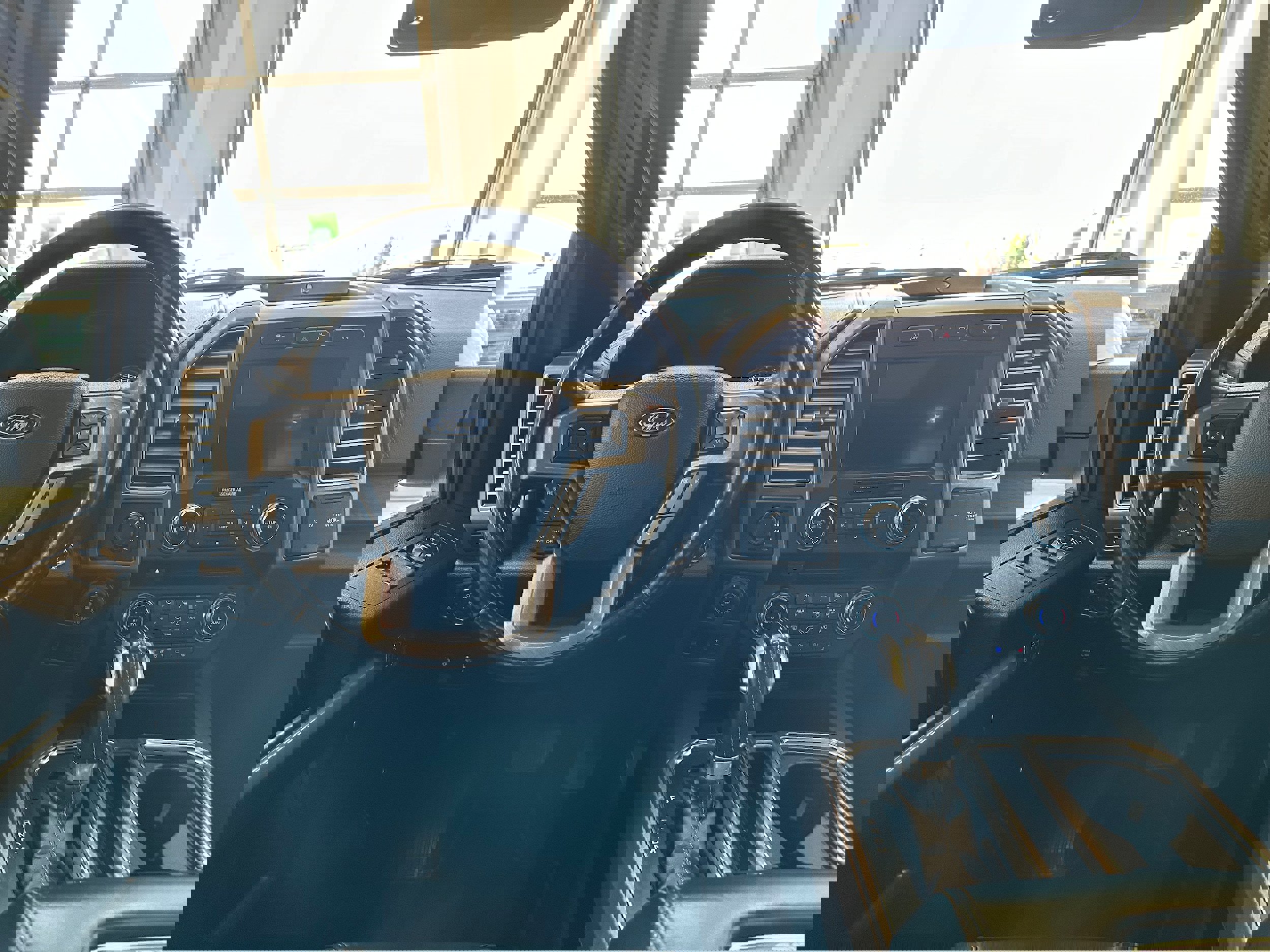 Used 2018 Ford F150 Limited w/ Trailer Tow Package image 18