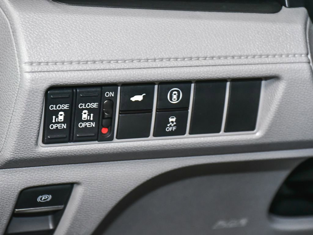 Used 2023 Honda Odyssey EX-L image 17