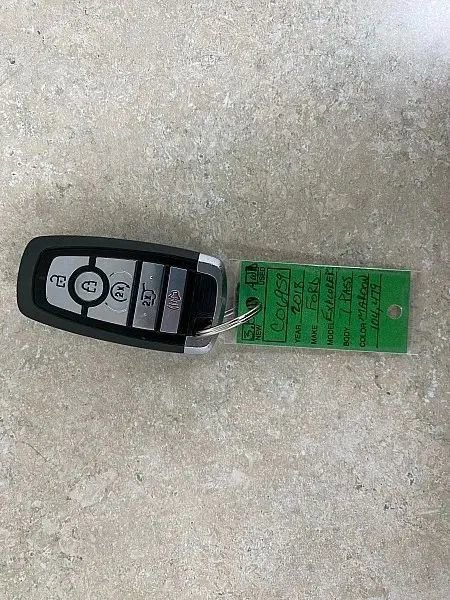 Used 2018 Ford Explorer XLT w/ Equipment Group 201A AWD/4WD image 24