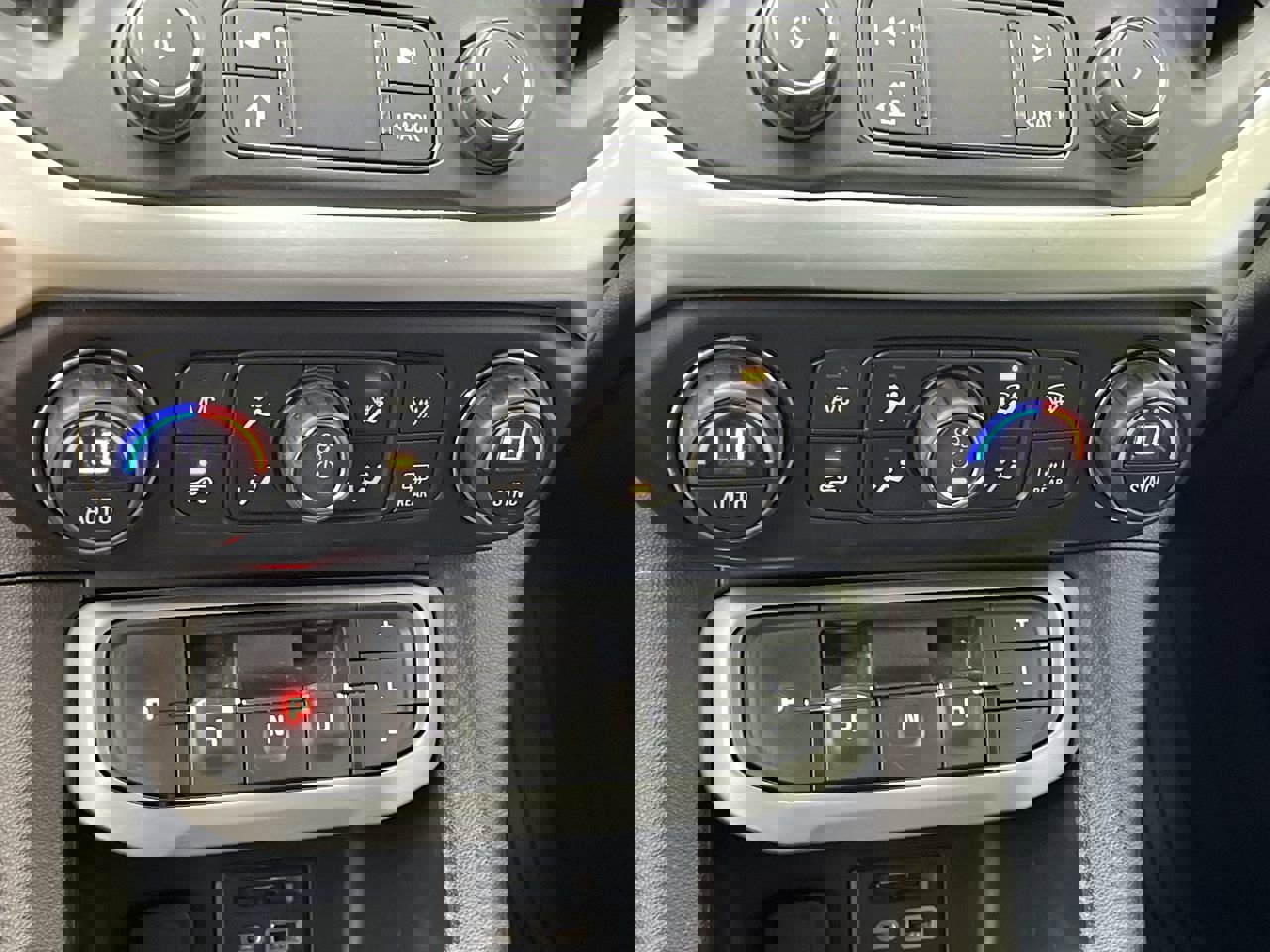 Used 2021 GMC Acadia SLT w/ Preferred Package AWD/4WD image 23