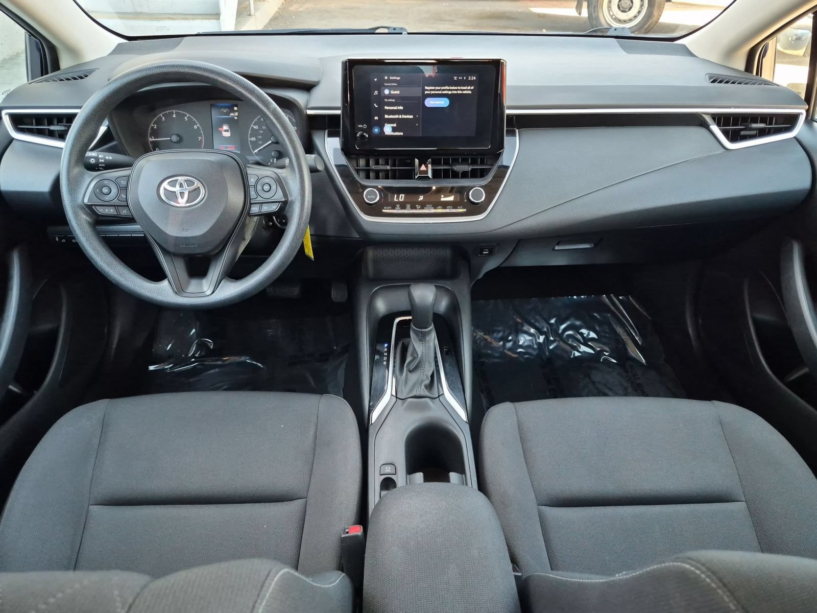 Used 2023 Toyota Corolla LE FWD image 23