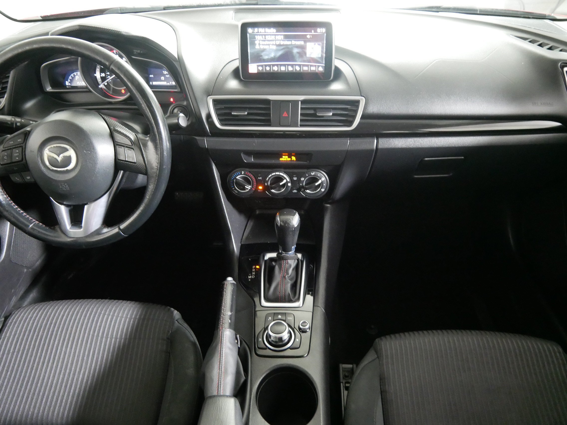 Used 2016 MAZDA MAZDA3 i Touring FWD image 10