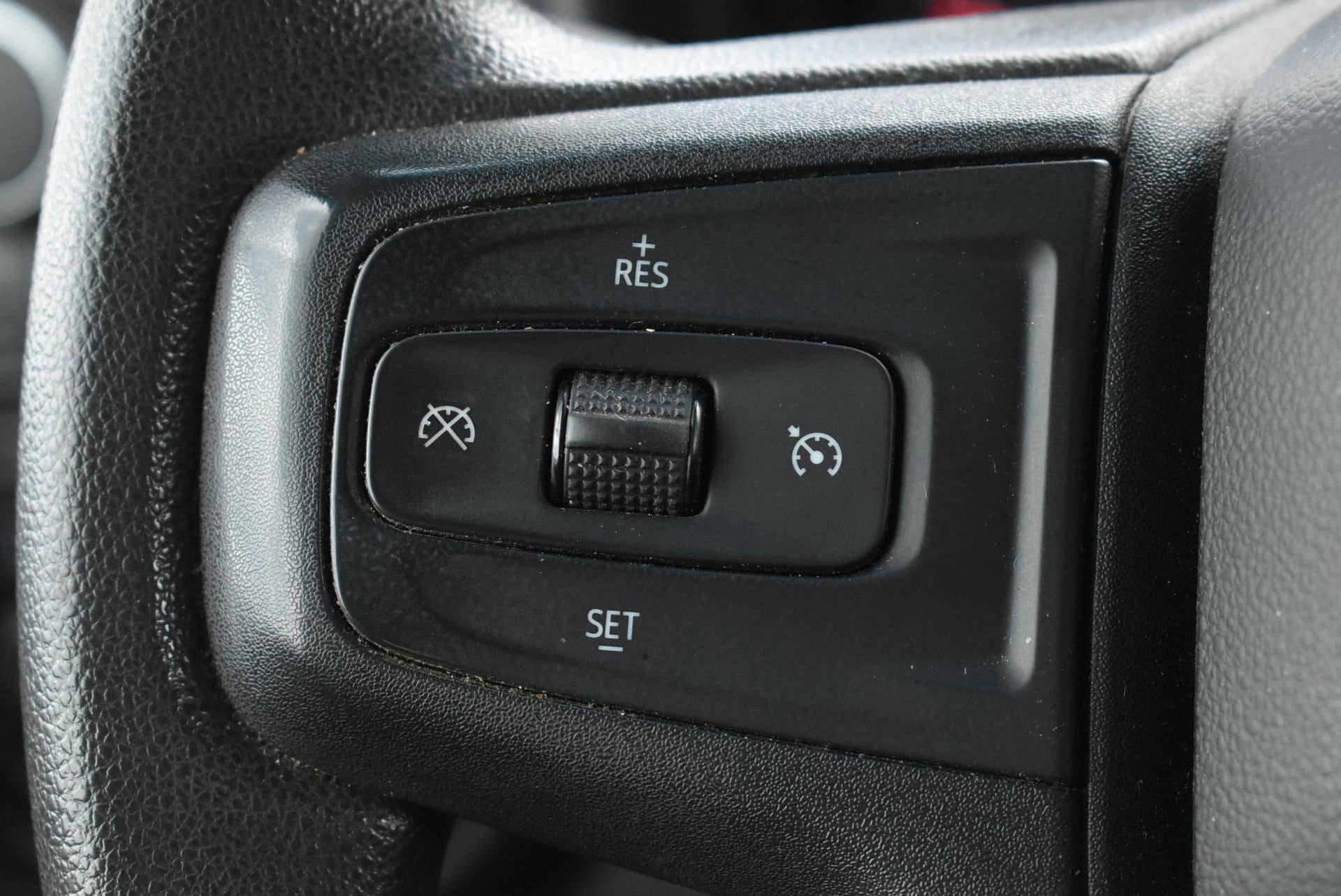 Used 2022 Chevrolet Silverado 1500 Custom AWD/4WD image 18