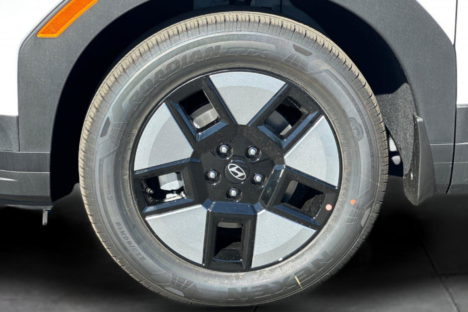 New 2027 Hyundai Santa Fe SEL FWD image 26