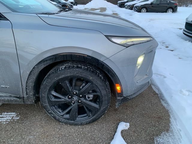 New 2026 Buick Envision Sport Touring image 2