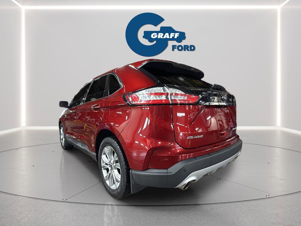 Used 2019 Ford Edge Titanium w/ Cold Weather Package AWD/4WD image 4