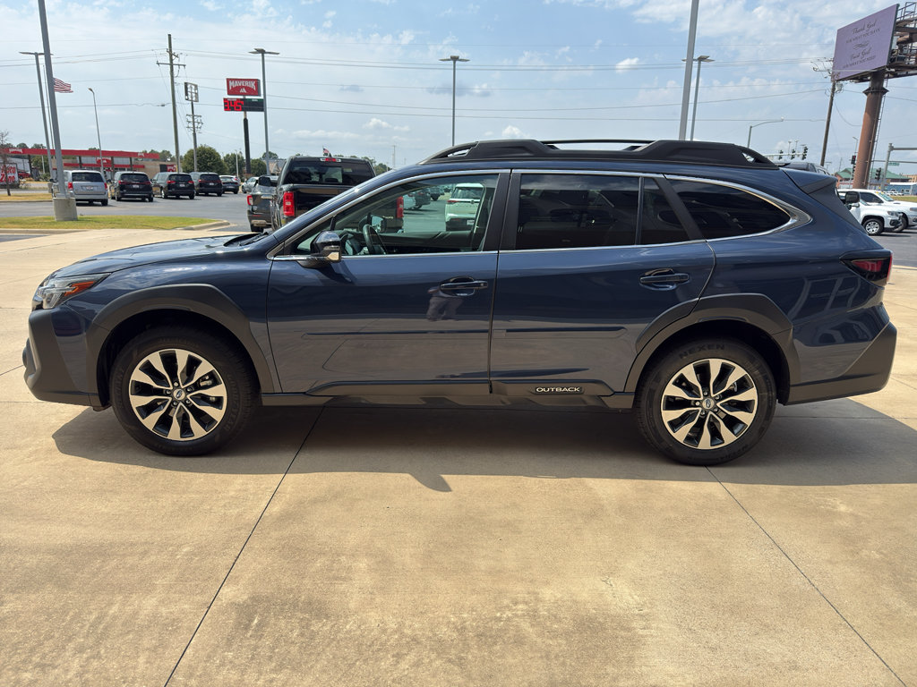 Used 2024 Subaru Outback Limited AWD/4WD image 6