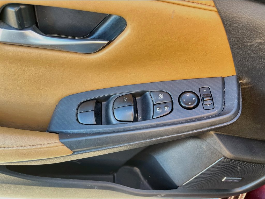 Used 2025 Nissan Sentra SV w/ SV Premium Package FWD image 17