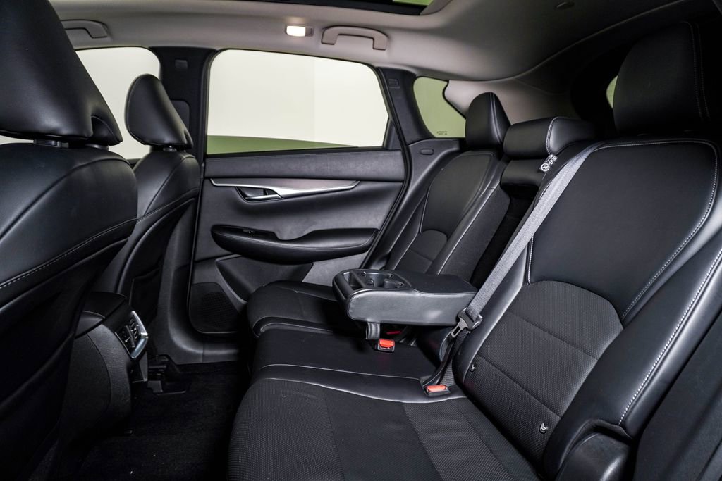 Used 2022 INFINITI QX50 Luxe image 17